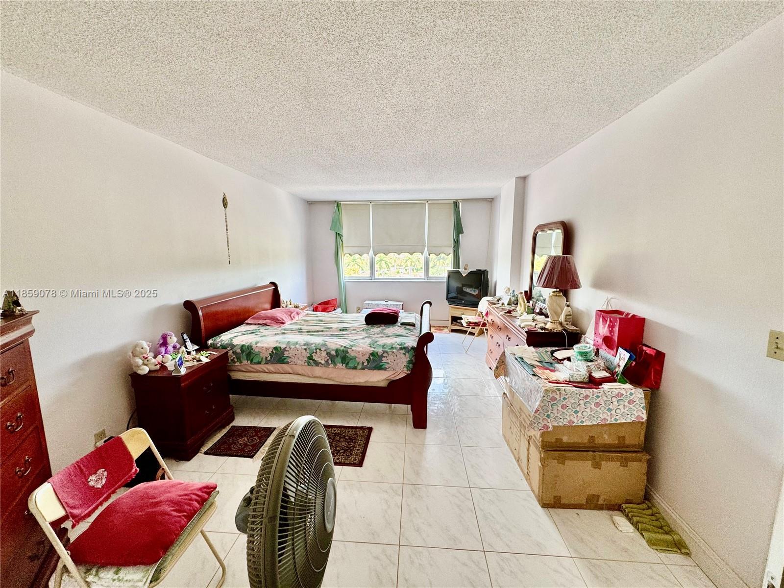 4400 Hillcrest Drive, Unit 520C Hollywood, FL 33021 - Photo 11 of 18 a living room with furniture and a window