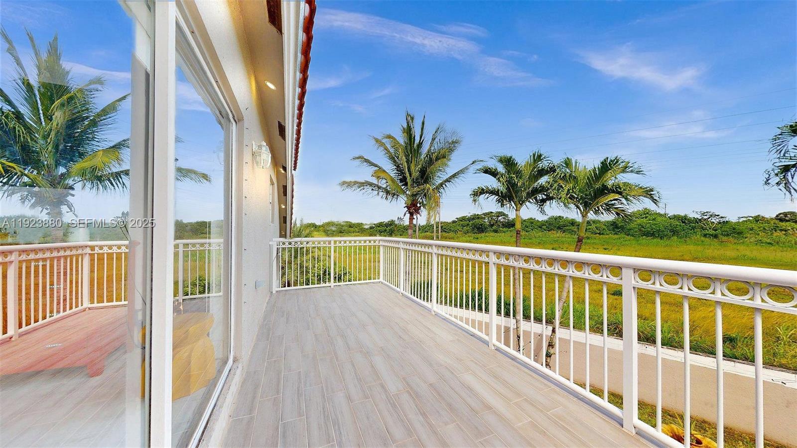 14633 Cascada Boulevard Miami, FL 33186 - Photo 11 of 28