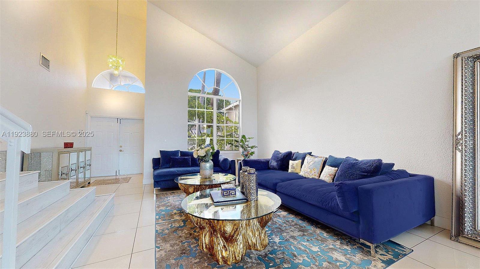 14633 Cascada Boulevard Miami, FL 33186 - Photo 2 of 28