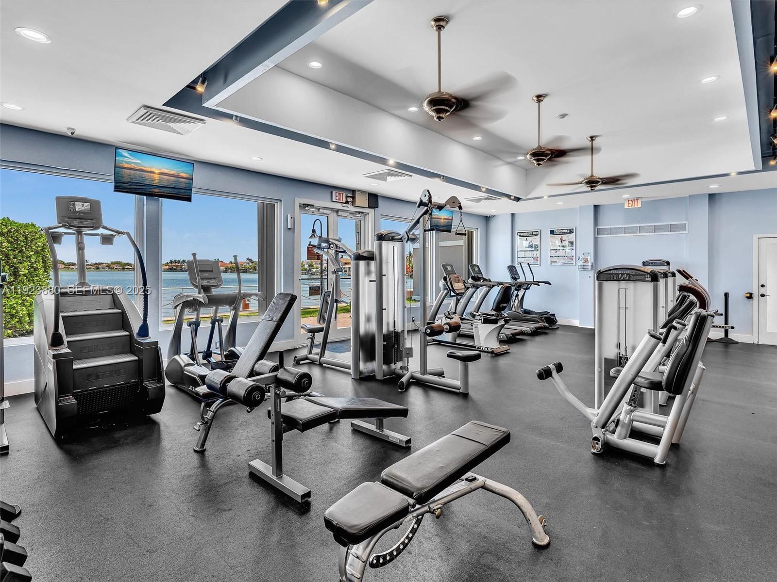 14633 Cascada Boulevard Miami, FL 33186 - Photo 25 of 28