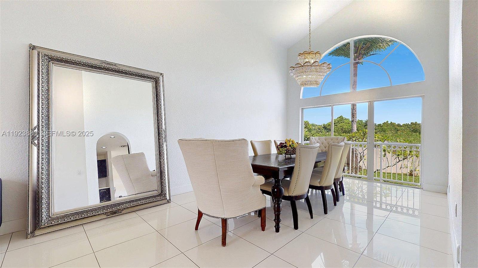 14633 Cascada Boulevard Miami, FL 33186 - Photo 4 of 28