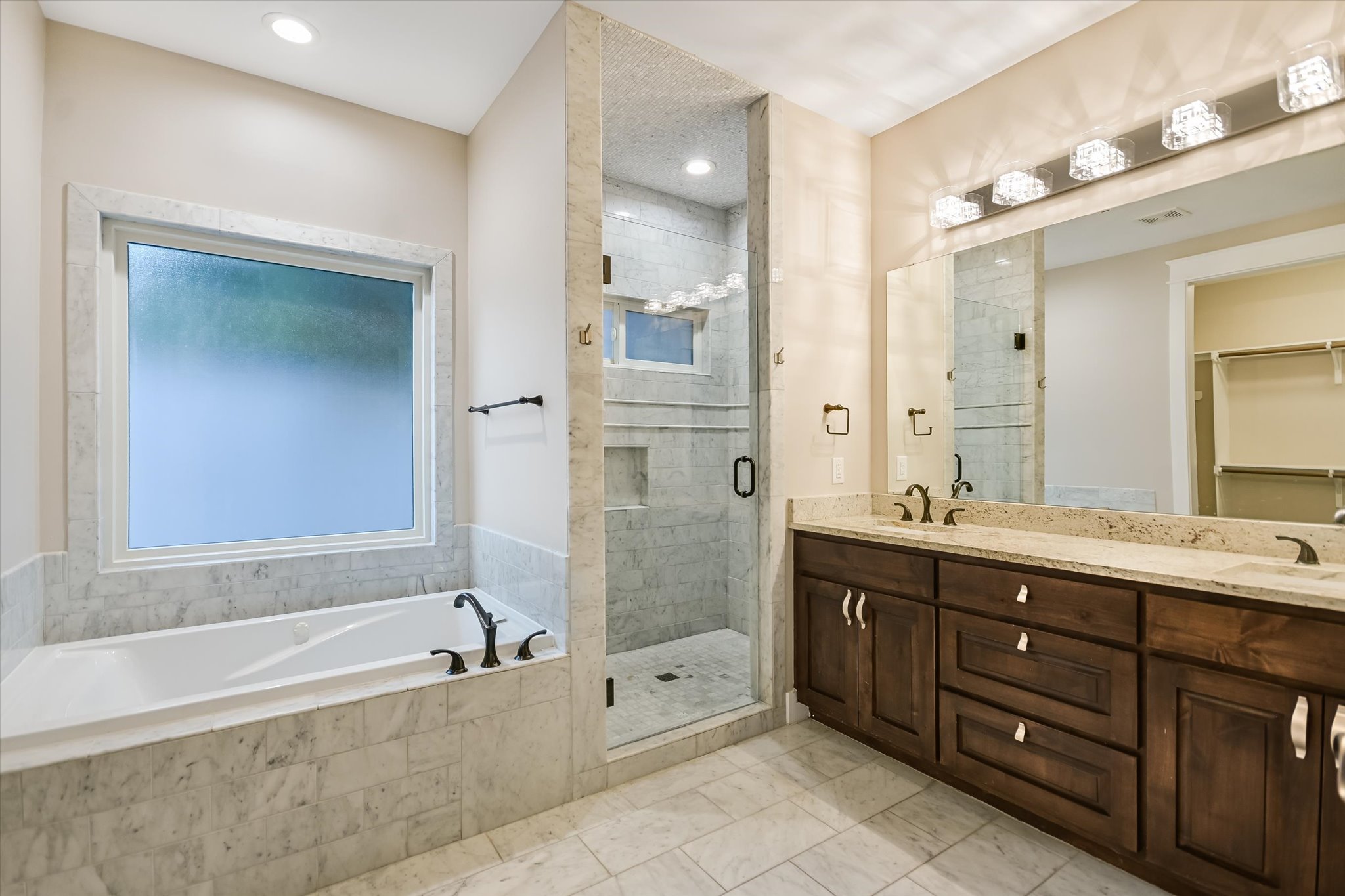 1613 Willow Street Austin, TX 78702 - Photo 14 of 30