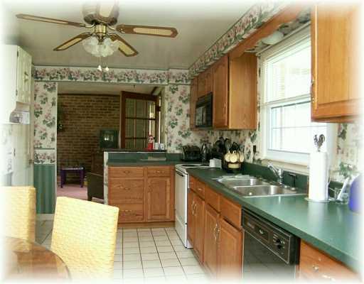 2234 Hyland Road Harrison City, PA 15636 - Photo 4 of 8 Gallery Image 4