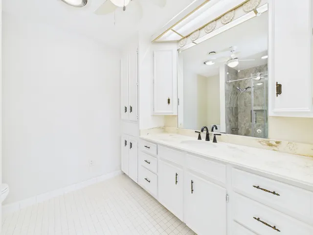 $2,950 | 7608 Del Monte Drive, Houston, TX 77063