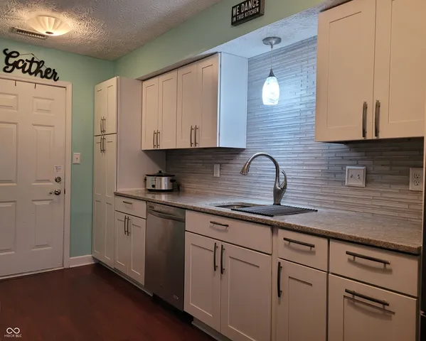 $240,000 | 9306 Golden Oaks West, Indianapolis, IN 46260