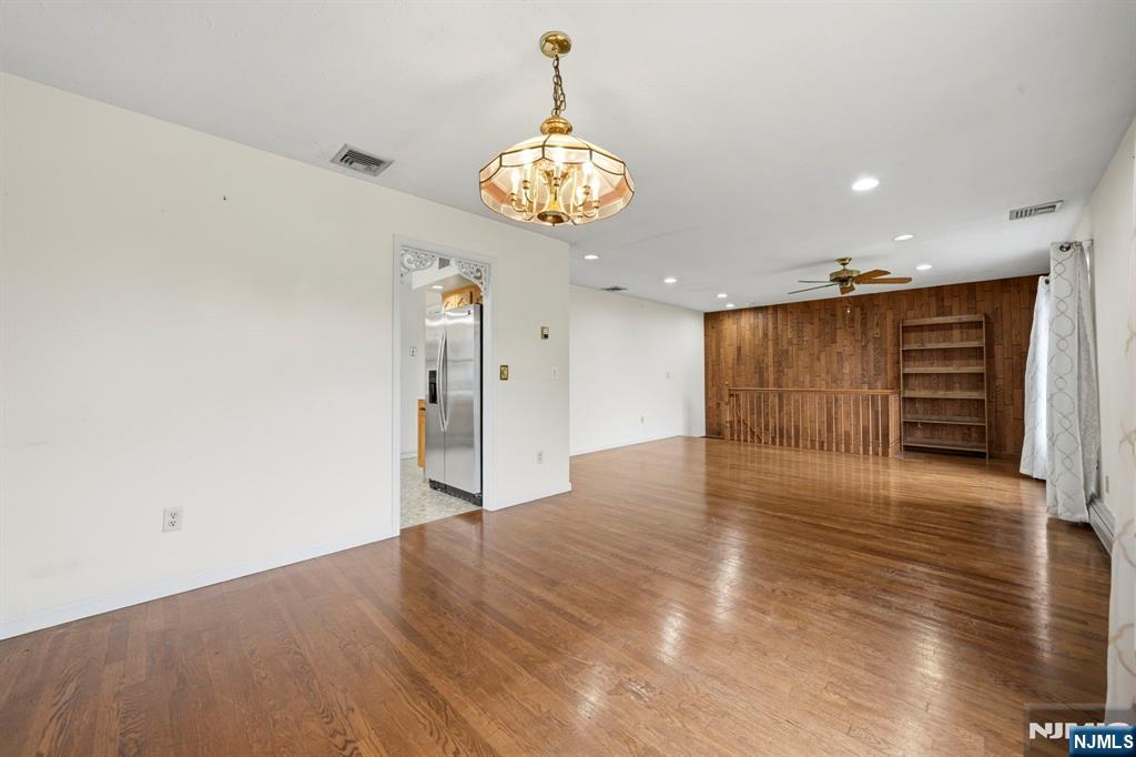 433 Tappan Road Northvale, NJ 07647 - Photo 9 of 39