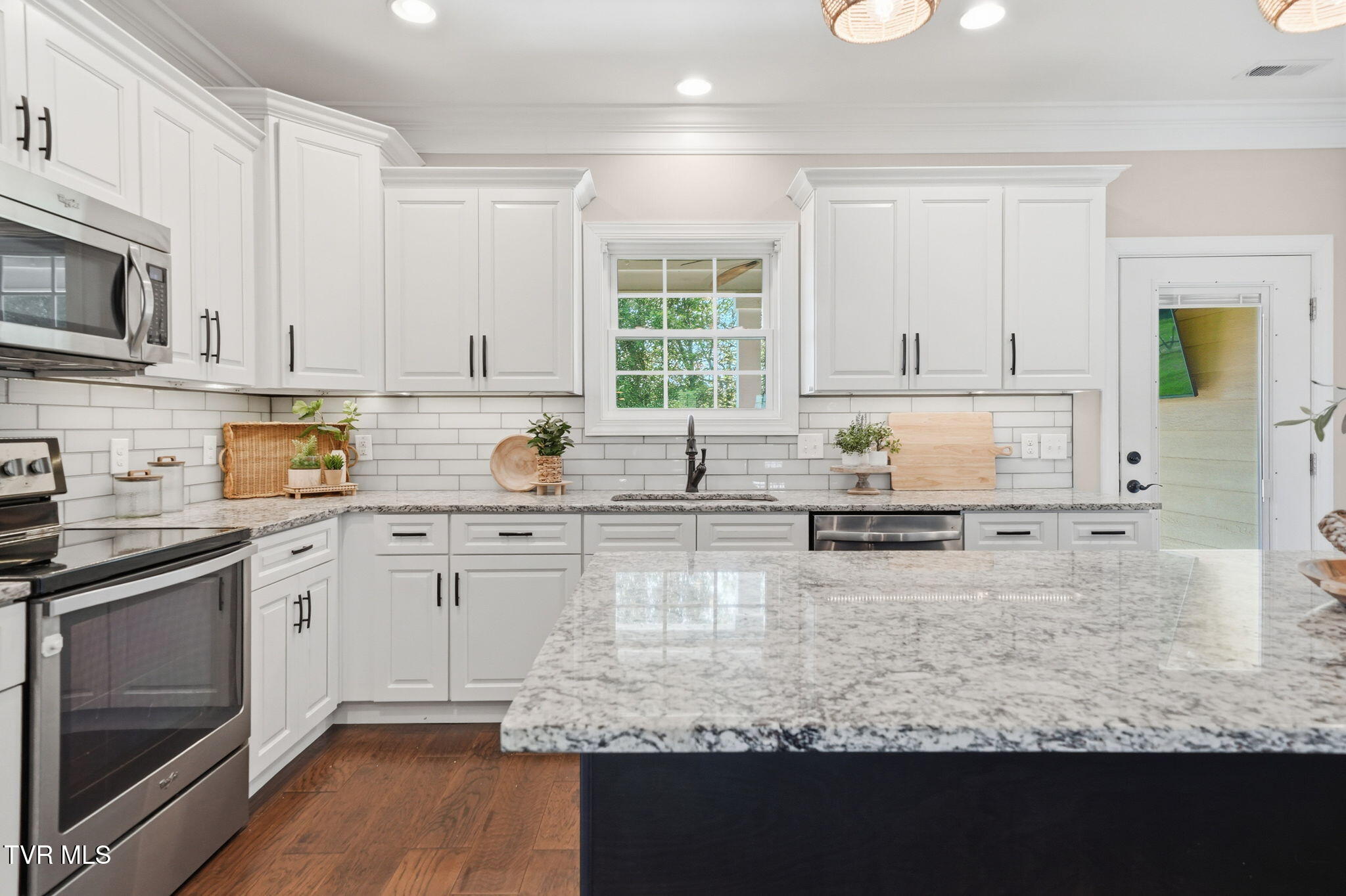 2630 Edinburgh Channel Road Kingsport, TN 37664 - Photo 13 of 61 65-web-or-mls-IMG_6789