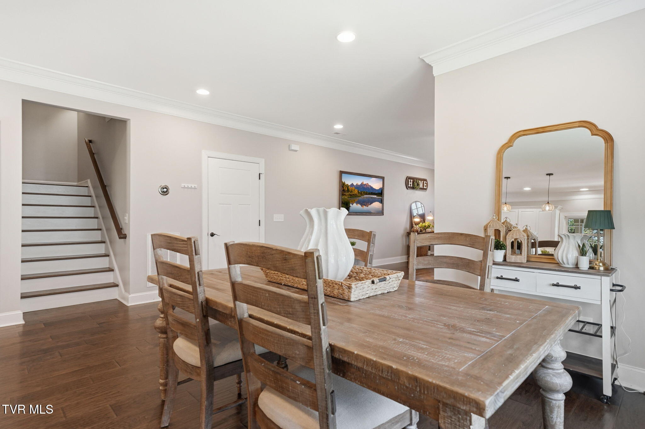 2630 Edinburgh Channel Road Kingsport, TN 37664 - Photo 17 of 61 32-web-or-mls-020_DSC09432