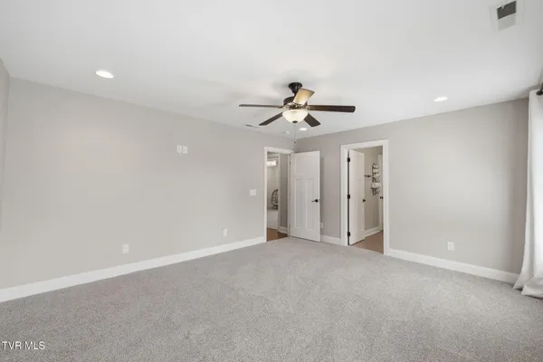 $580,000 | 2630 Edinburgh Channel Road, Kingsport, TN 37664