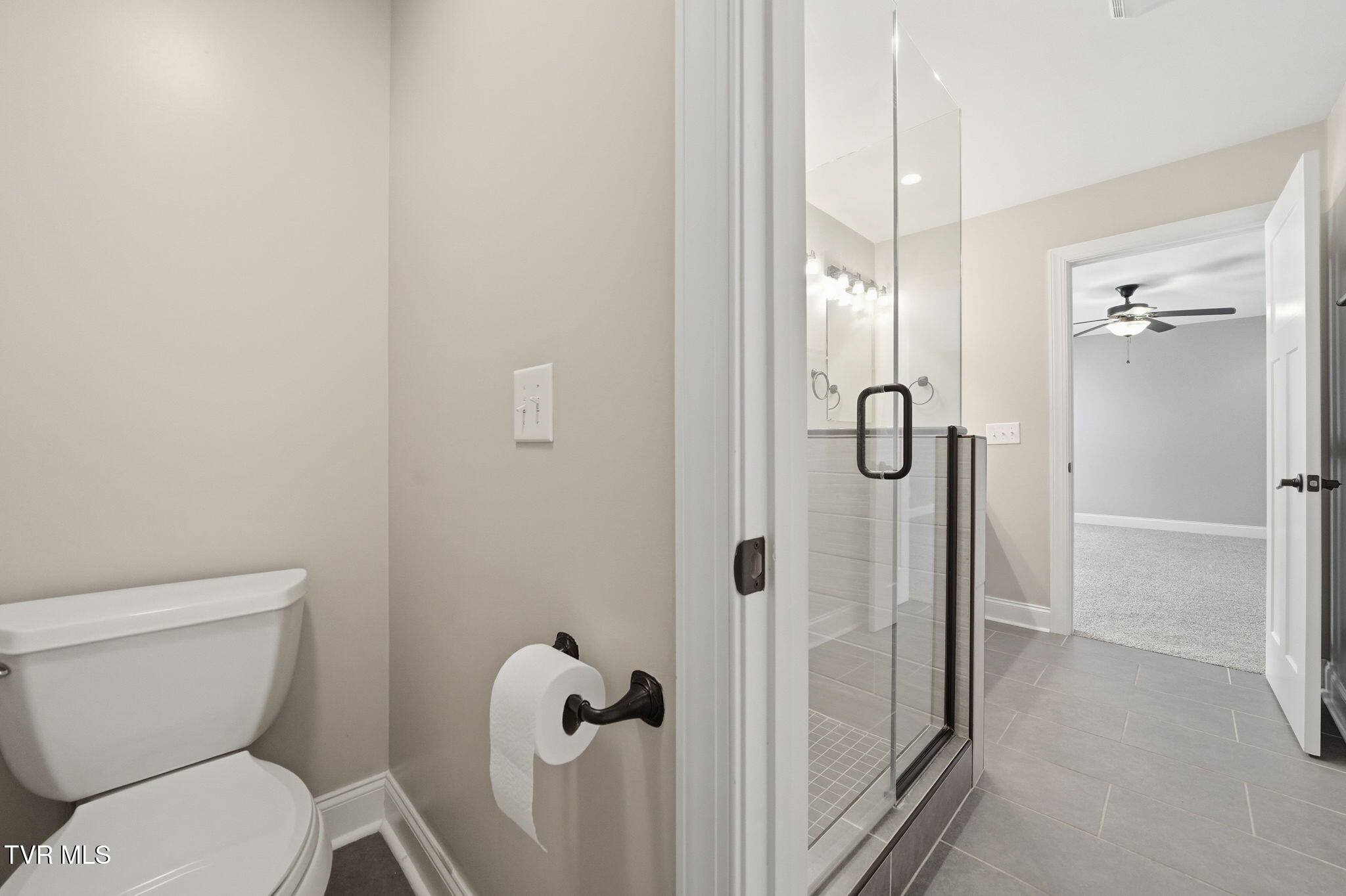 2630 Edinburgh Channel Road Kingsport, TN 37664 - Photo 34 of 61 30-web-or-mls-043_DSC09632