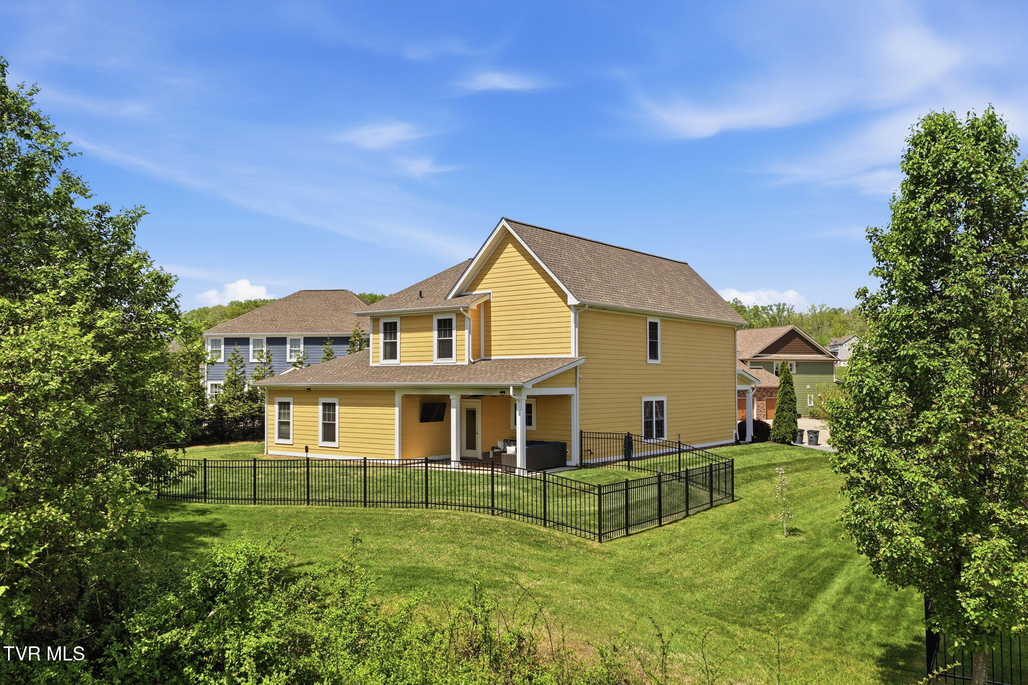 2630 Edinburgh Channel Road Kingsport, TN 37664 - Photo 52 of 61 18-web-or-mls-005_DJI_20260415122131_088