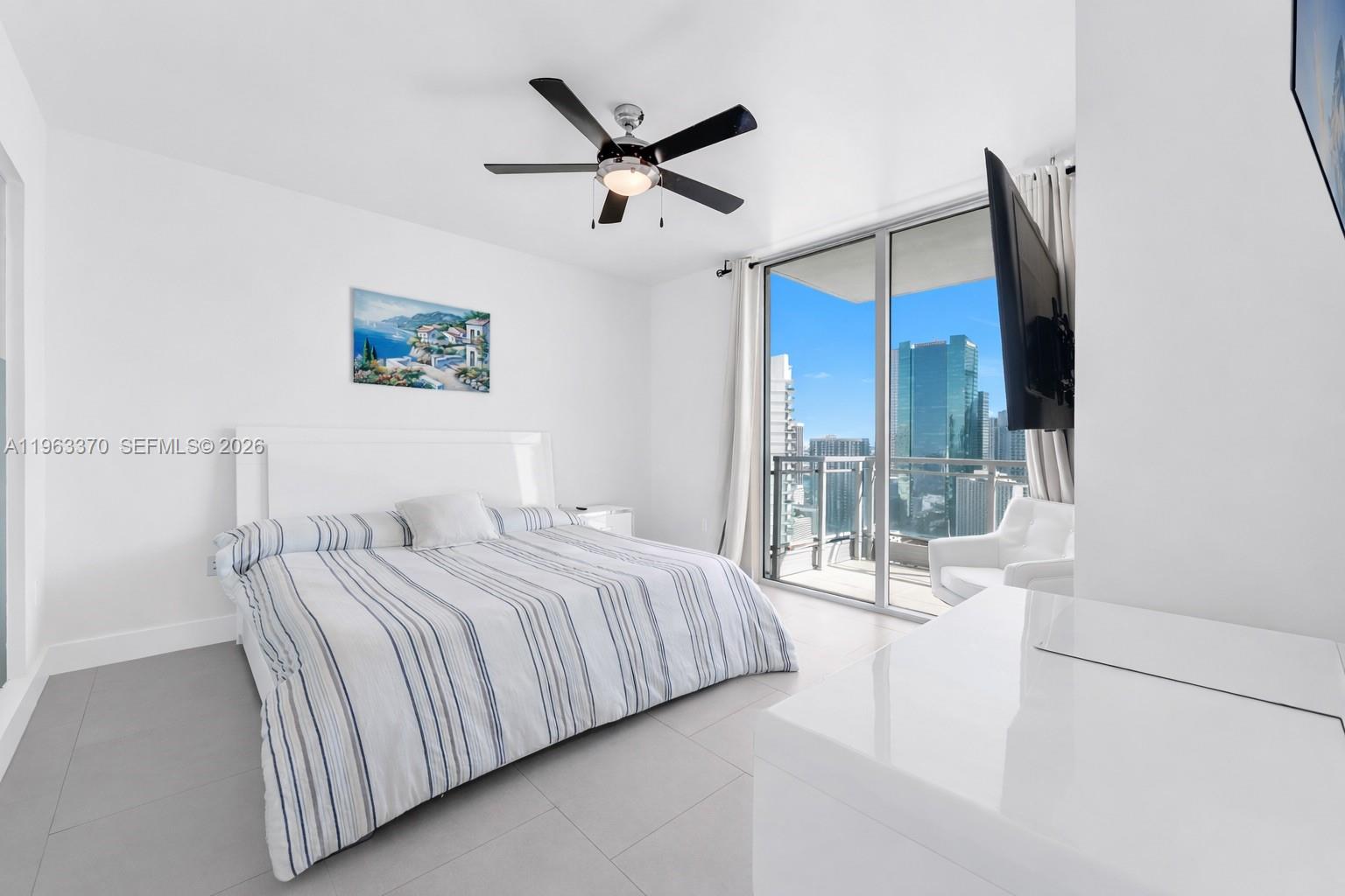 92 Southwest 3rd Street, Unit 3611 Miami, FL 33130 - Photo 11 of 19 Photo 12