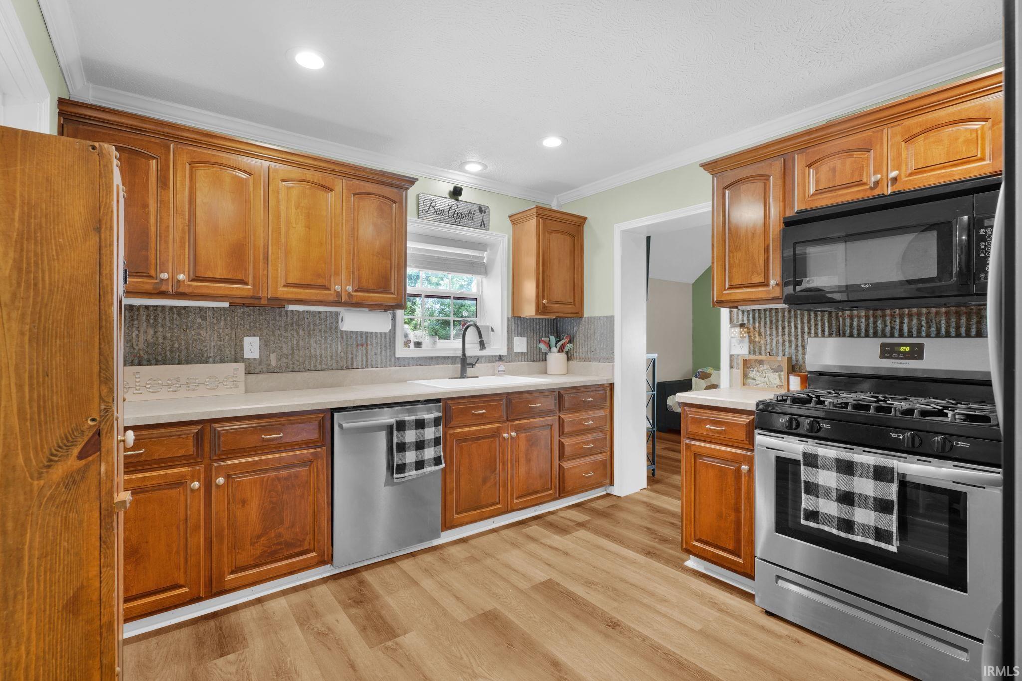 103 Heltonville Road West Bedford, IN 47421 - Photo 6 of 25