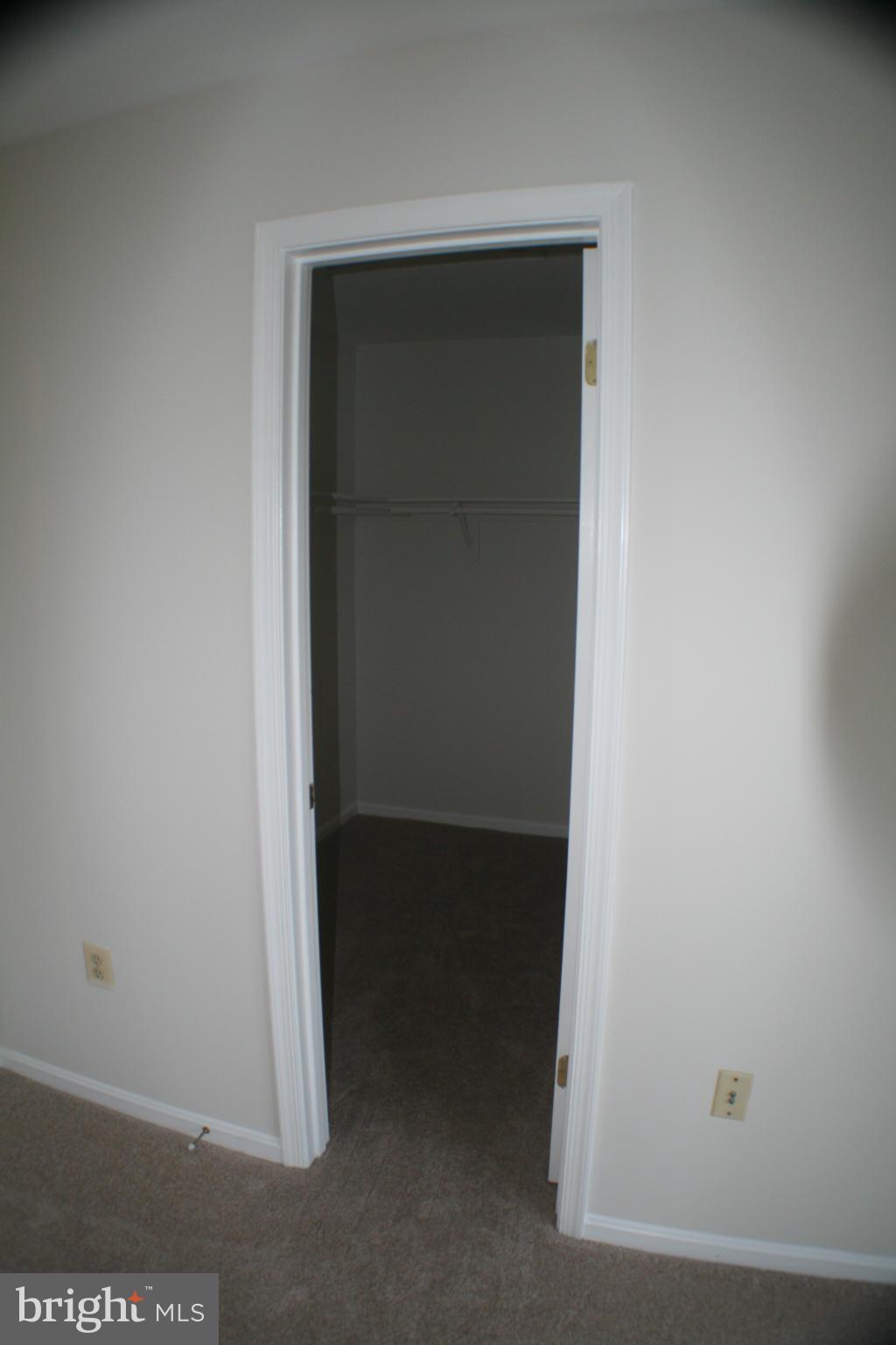 13930 Baton Rouge Court Centreville, VA 20121 - Photo 7 of 26 a view of closet