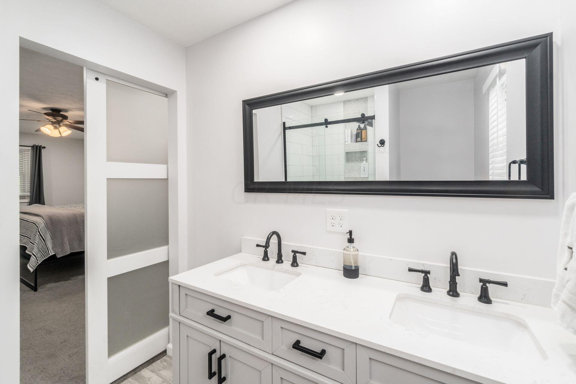 280 Old Spring Lane Dublin, OH 43017 - Photo 31 of 40 043_- 280 Old Spring Ln - 105