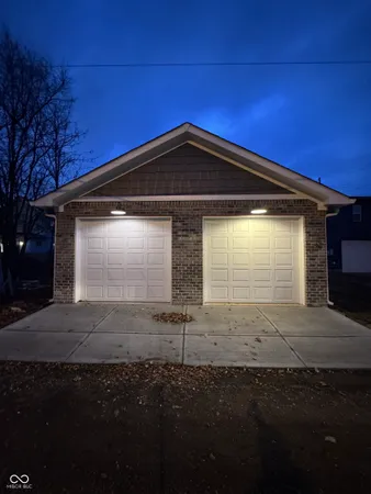 $1,695 | 2143 Columbia Avenue, Indianapolis, IN 46202