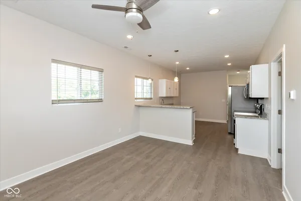 $1,695 | 2143 Columbia Avenue, Indianapolis, IN 46202