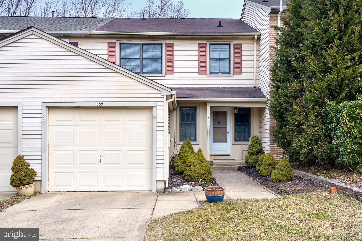 107 Farnwood Road Mount Laurel, NJ 08054 - Photo 2 of 22 Front Exterior
