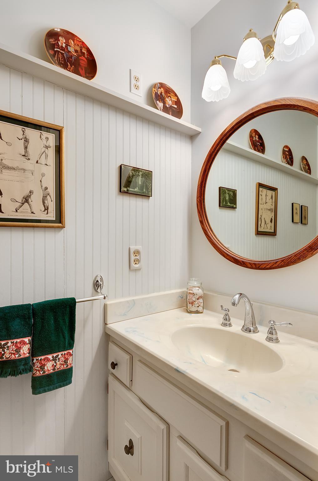 107 Farnwood Road Mount Laurel, NJ 08054 - Photo 11 of 22 Half Bath