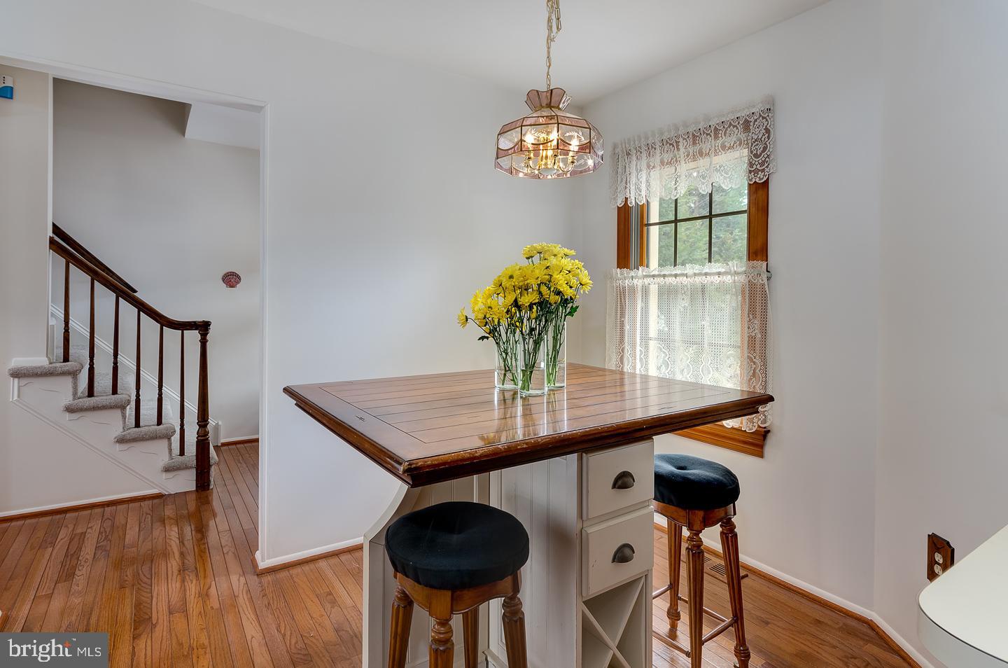 107 Farnwood Road Mount Laurel, NJ 08054 - Photo 7 of 22 Kitchen