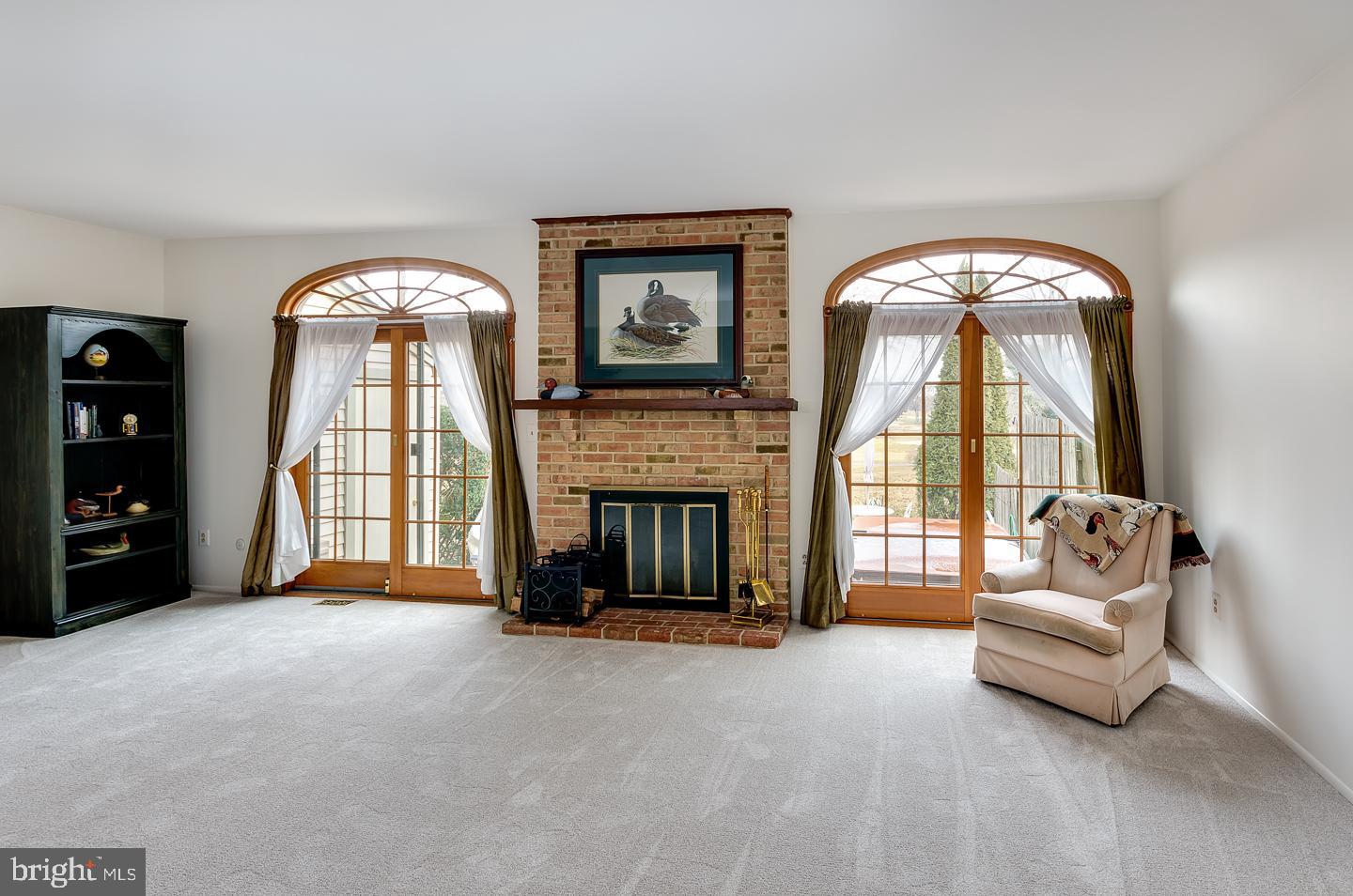 107 Farnwood Road Mount Laurel, NJ 08054 - Photo 8 of 22 Family Room
