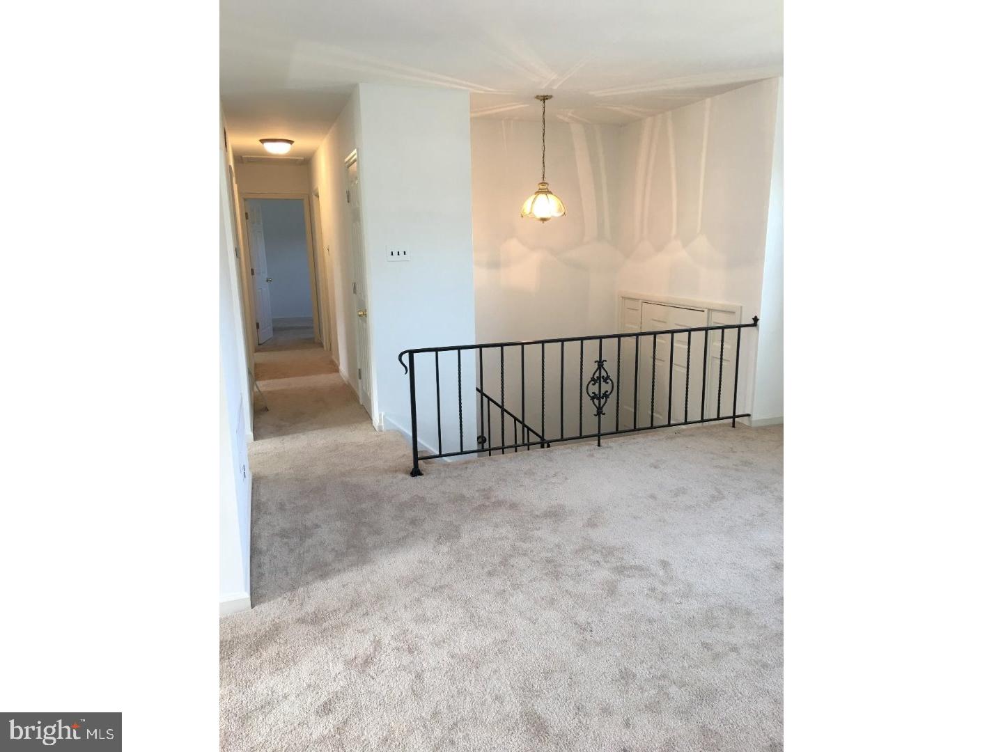 90 Myrtle Avenue Mickleton, NJ 08056 - Photo 8 of 18 Living Room