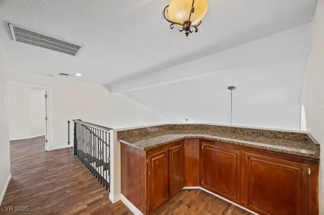 $3,450 | 8420 Haven Brook Court, Las Vegas, NV 89128