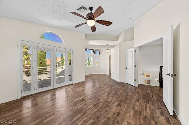 $3,450 | 8420 Haven Brook Court, Las Vegas, NV 89128