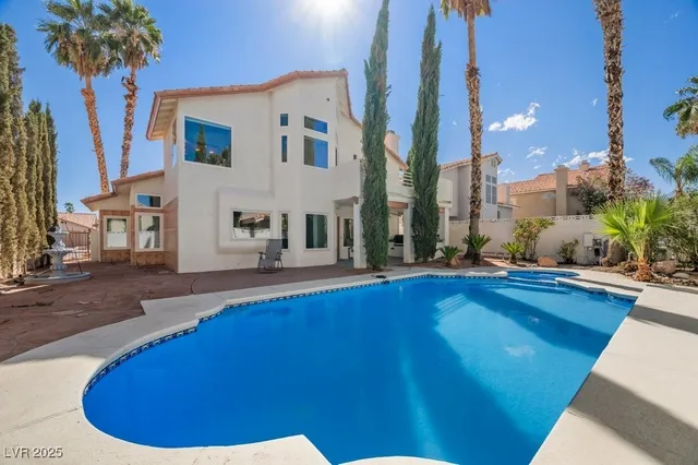 $3,450 | 8420 Haven Brook Court, Las Vegas, NV 89128