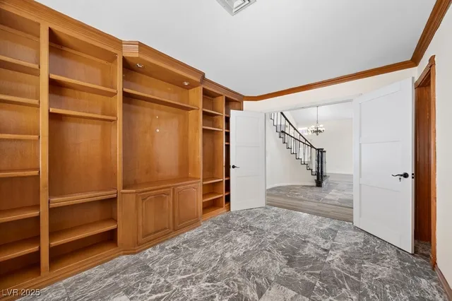 $3,450 | 8420 Haven Brook Court, Las Vegas, NV 89128