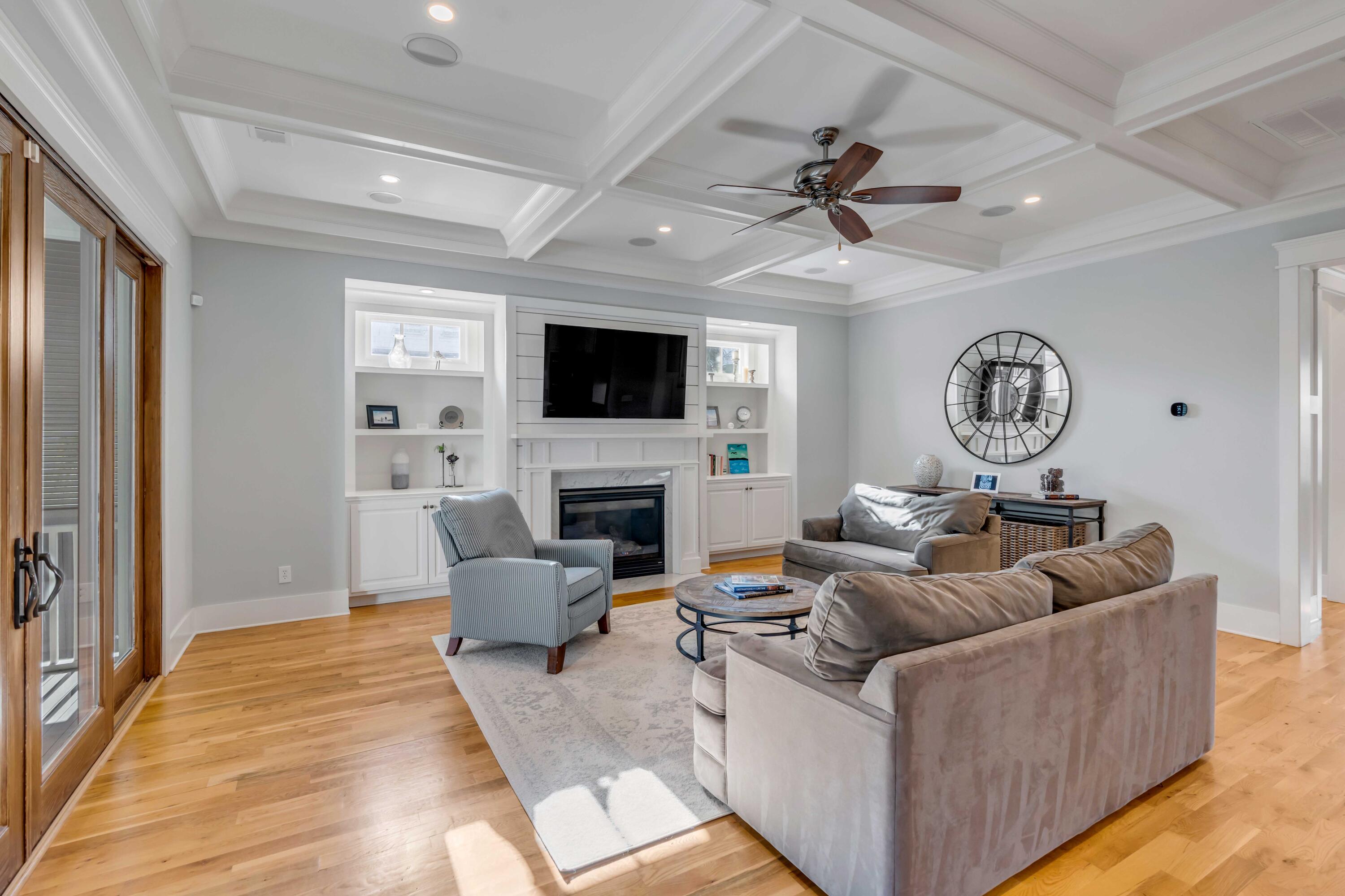 388 Evian Way Mount Pleasant, SC 29464 - Photo 14 of 78 Living Room