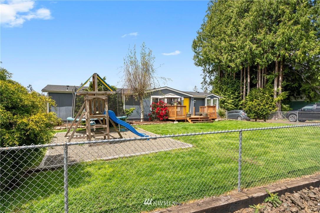 1920 Bloomhardt Road Raymond, WA 98577 - Photo 1 of 20 Gallery Image 1