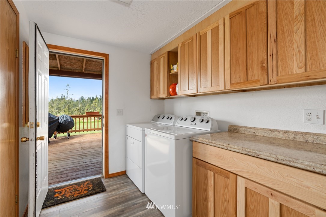 1920 Bloomhardt Road Raymond, WA 98577 - Photo 12 of 20 Gallery Image 12