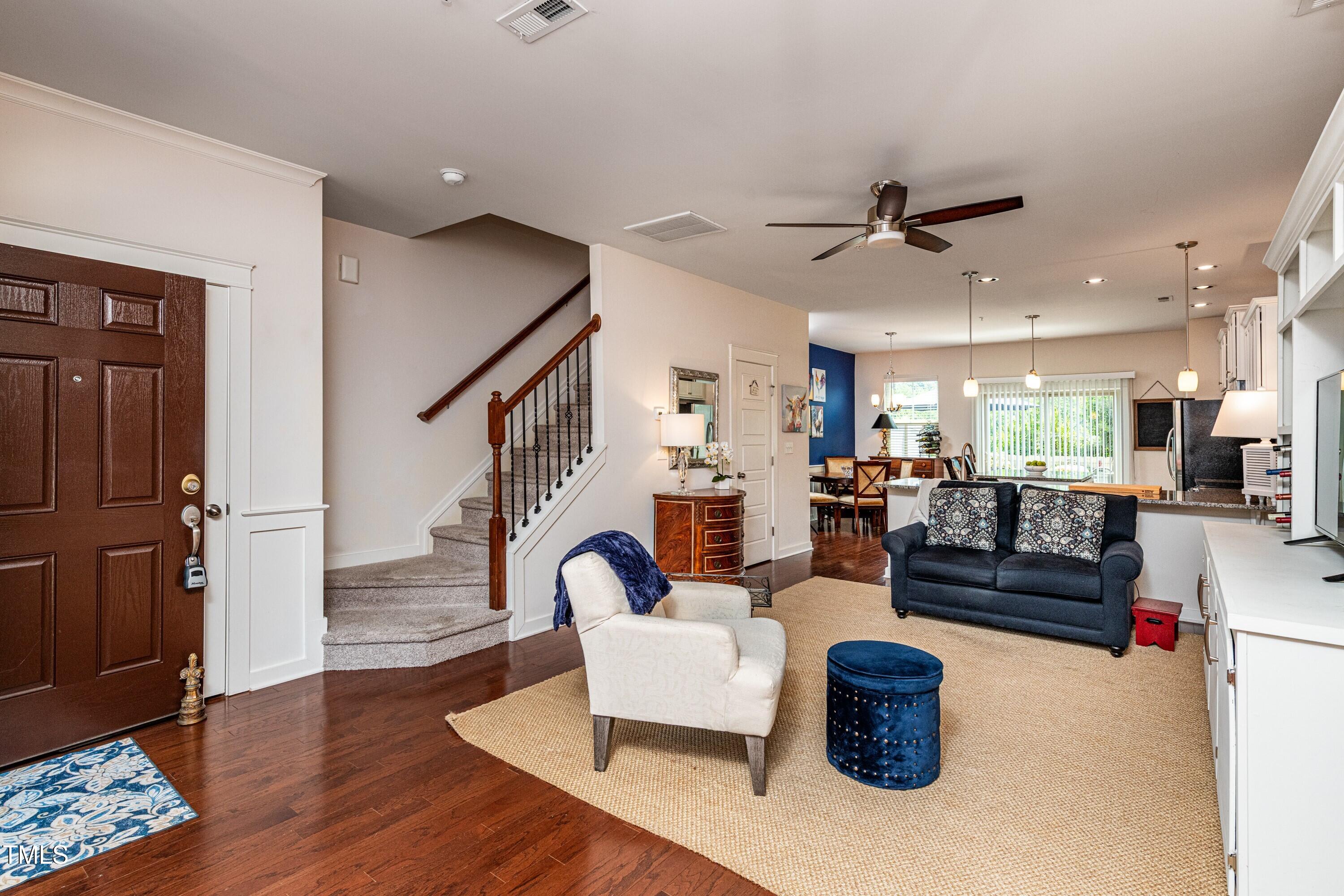 7809 Lillyhurst Drive Raleigh, NC 27612 - Photo 7 of 35