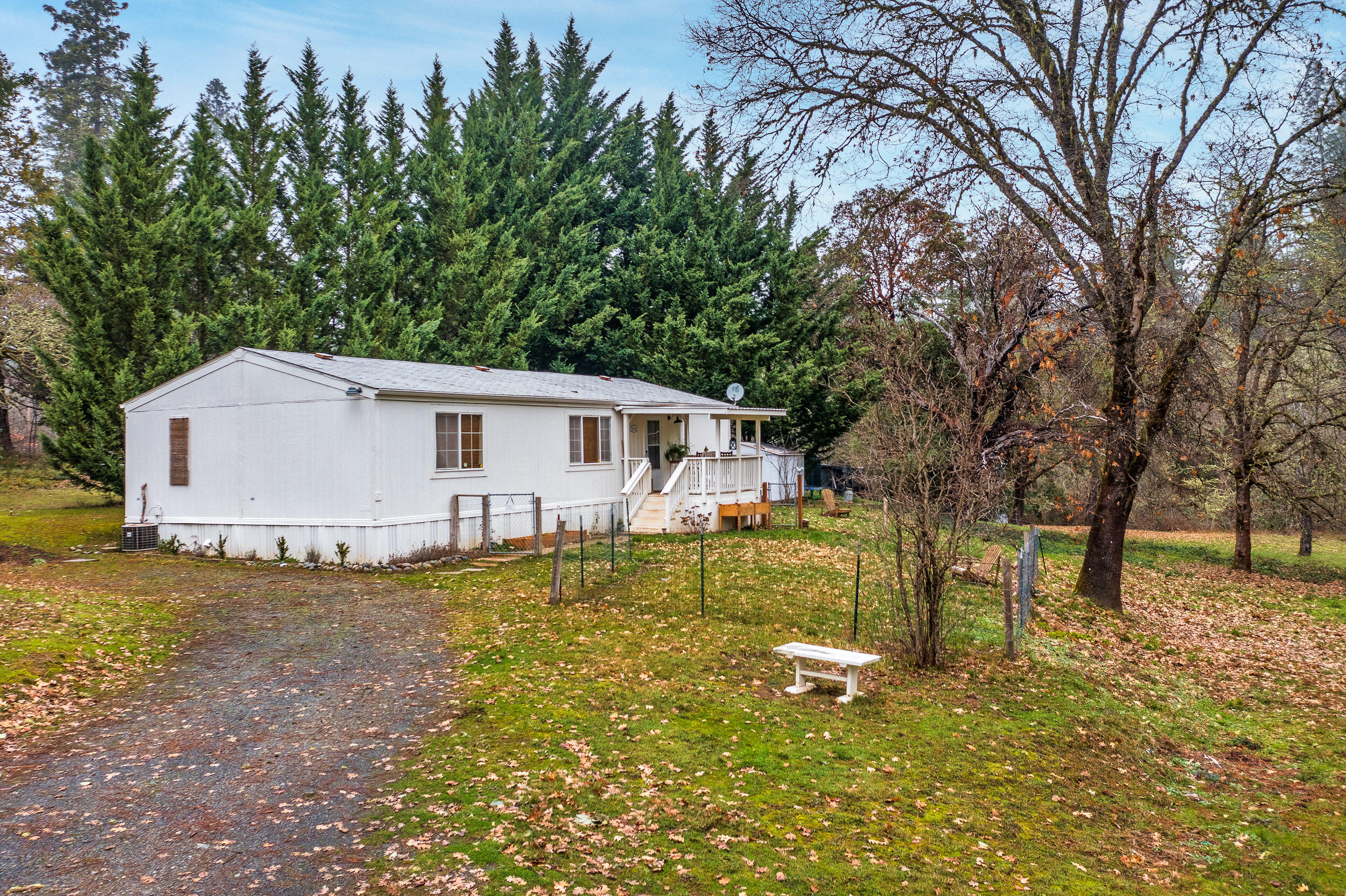 8386 Lower River Road