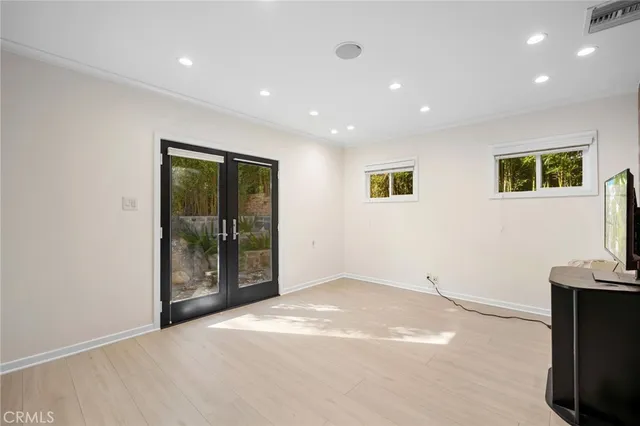 $7,000 | 1544 Golf Club Drive, Glendale, CA 91206