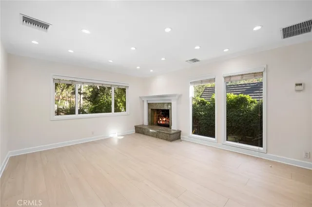 $7,000 | 1544 Golf Club Drive, Glendale, CA 91206