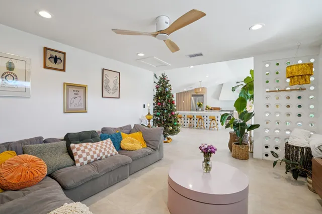 $1,000,000 | 3864 Calle San Raphael, Palm Springs, CA 92264