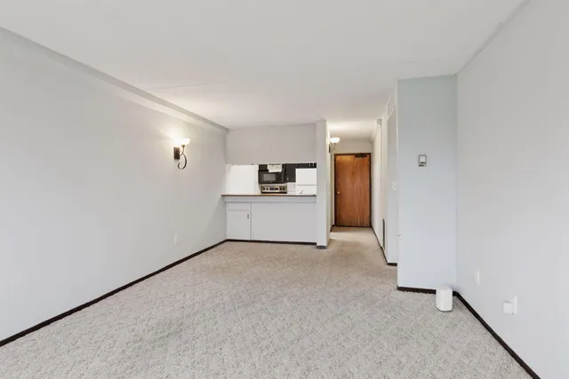 $100,000 | 1920 South 1st Street, Unit 707, Minneapolis, MN 55454