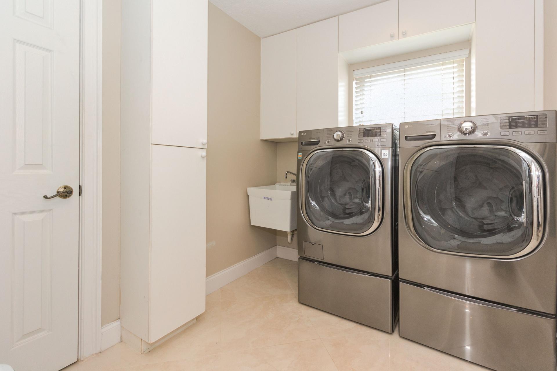20161 Ocean Key Drive Boca Raton, FL 33498 - Photo 18 of 44 LAUNDRY ROOM