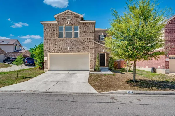 $267,500 | 1415 Hummingbird, San Antonio, TX 78245