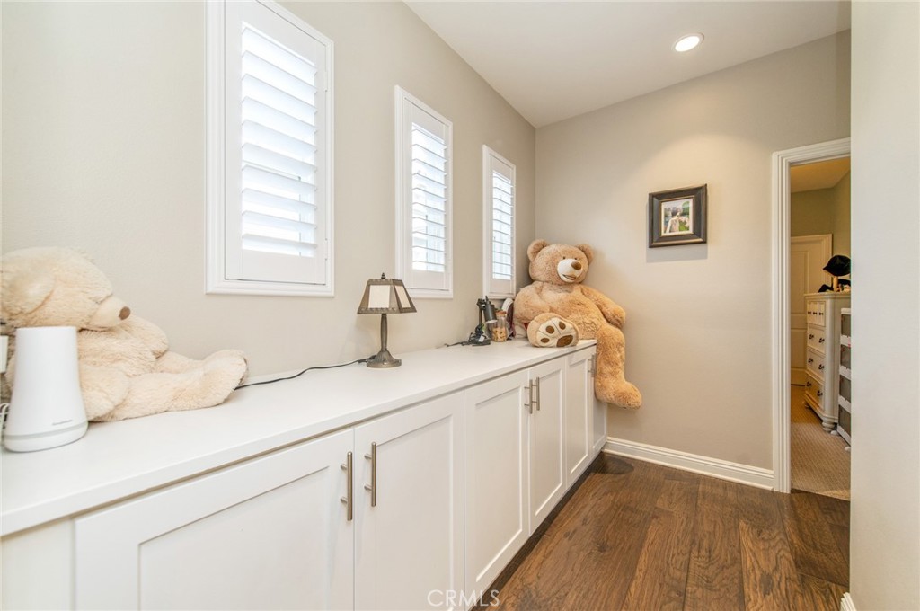 220 Barnes Road Tustin, CA 92782 - Photo 24 of 66
