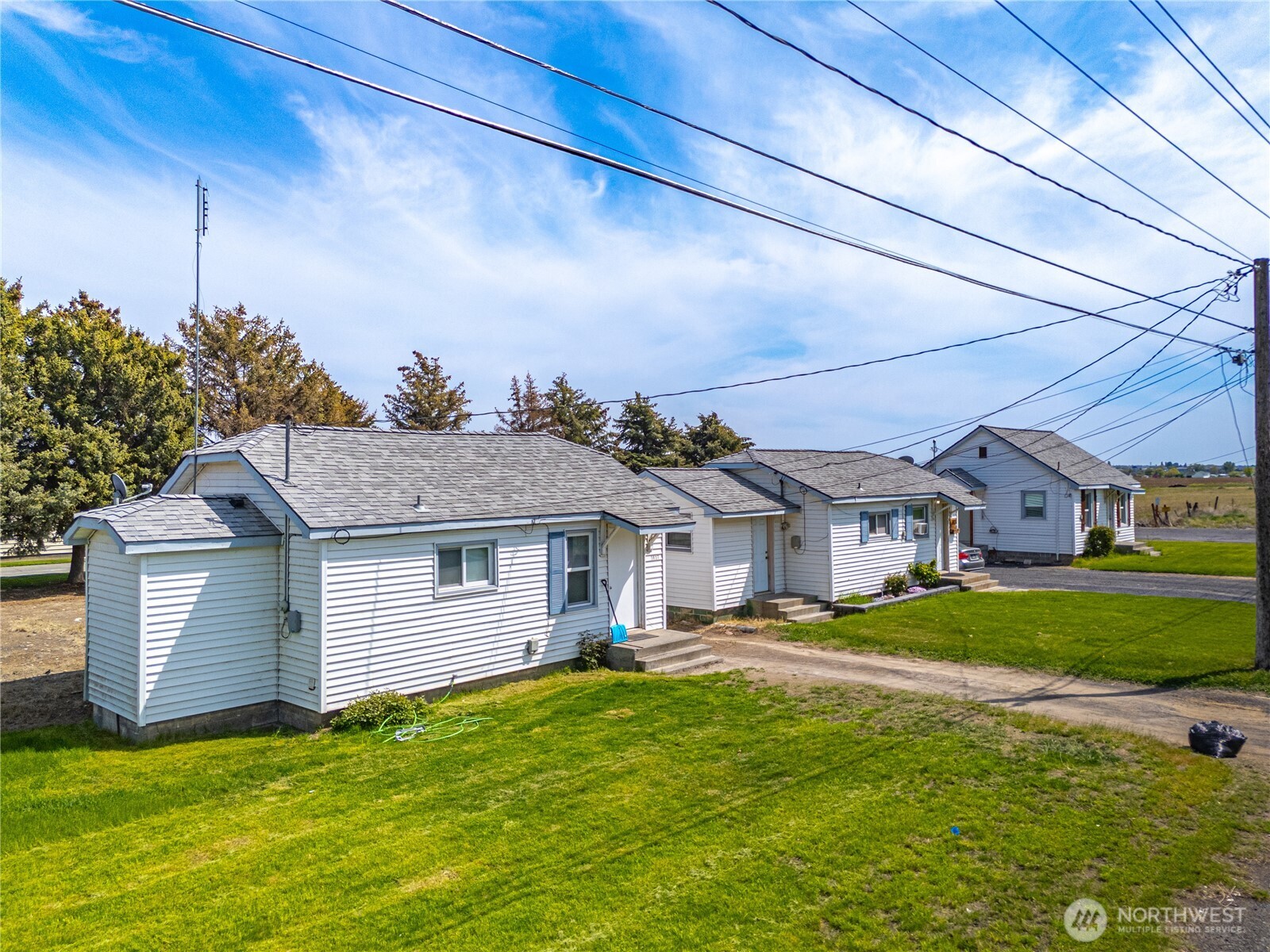 3015 Ne Road Moses Lake, WA 98837 - Photo 1 of 39 Gallery Image 1