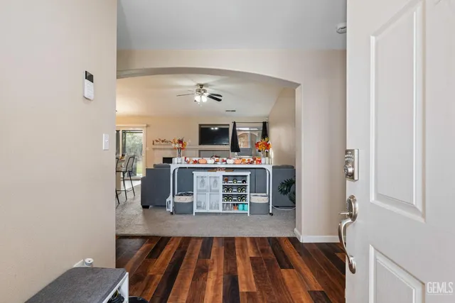 a view of a living room with furniture