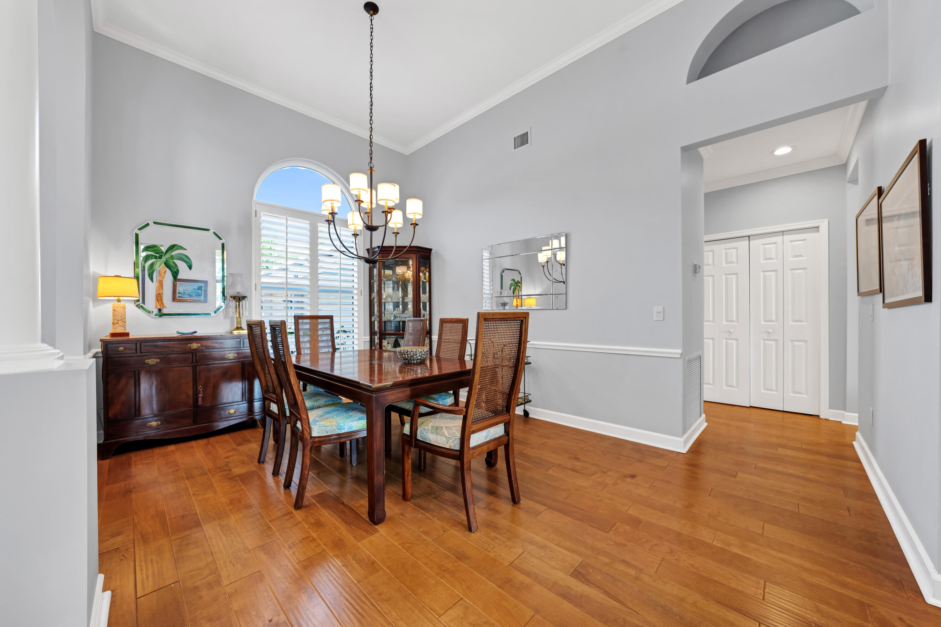 6024 Southeast Glen Eagle Way Stuart, FL 34997 - Photo 4 of 38 Dining room