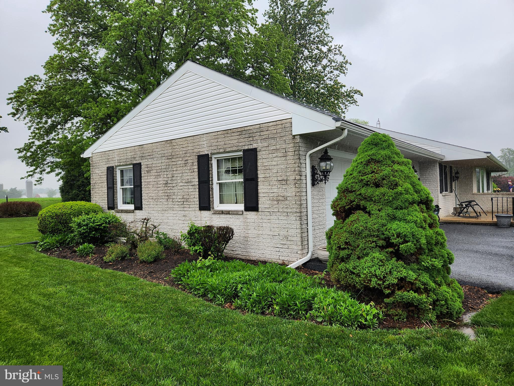 208 Oberholtzer Road Elizabethtown, PA 17022 - Photo 3 of 34 a view of a house with garden
