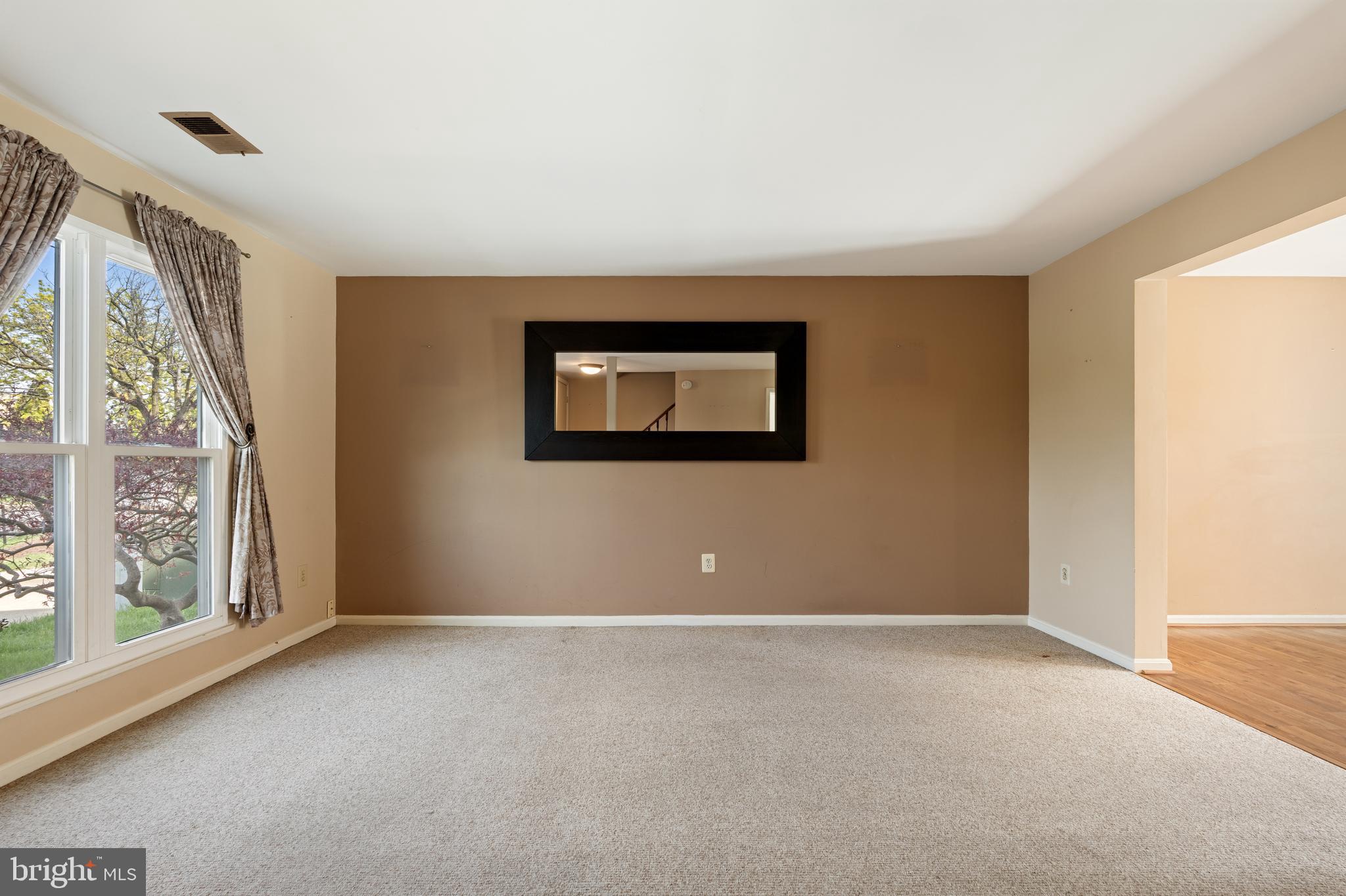 5757 Sunset View Lane Frederick, MD 21703 - Photo 4 of 32