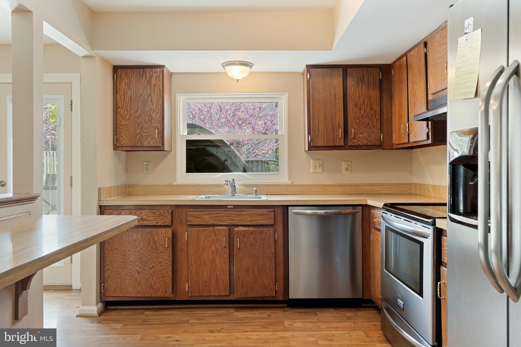 5757 Sunset View Lane Frederick, MD 21703 - Photo 8 of 32