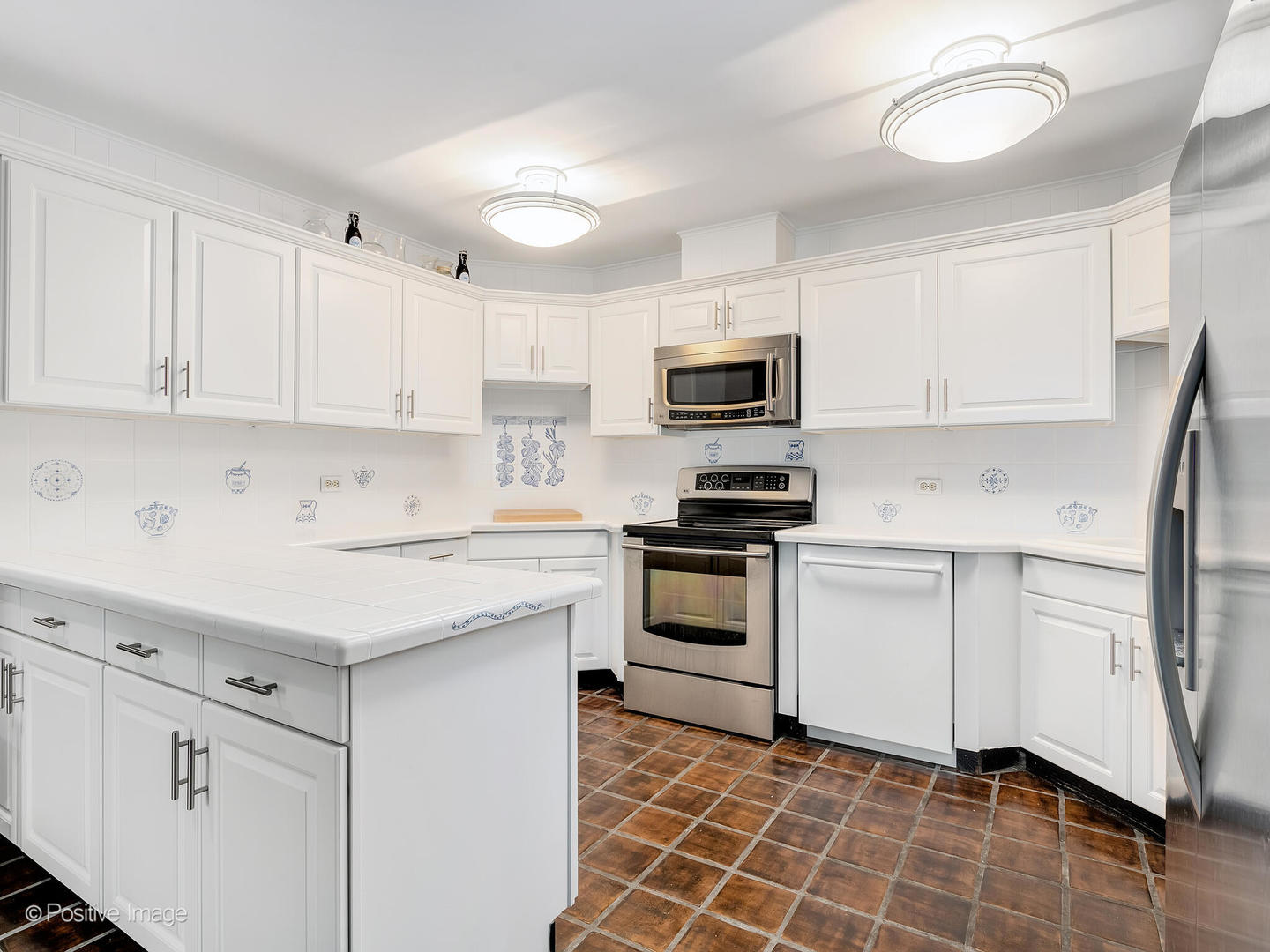 1409 Burr Oak Road, Unit 309A Hinsdale, IL 60521 - Photo 8 of 24