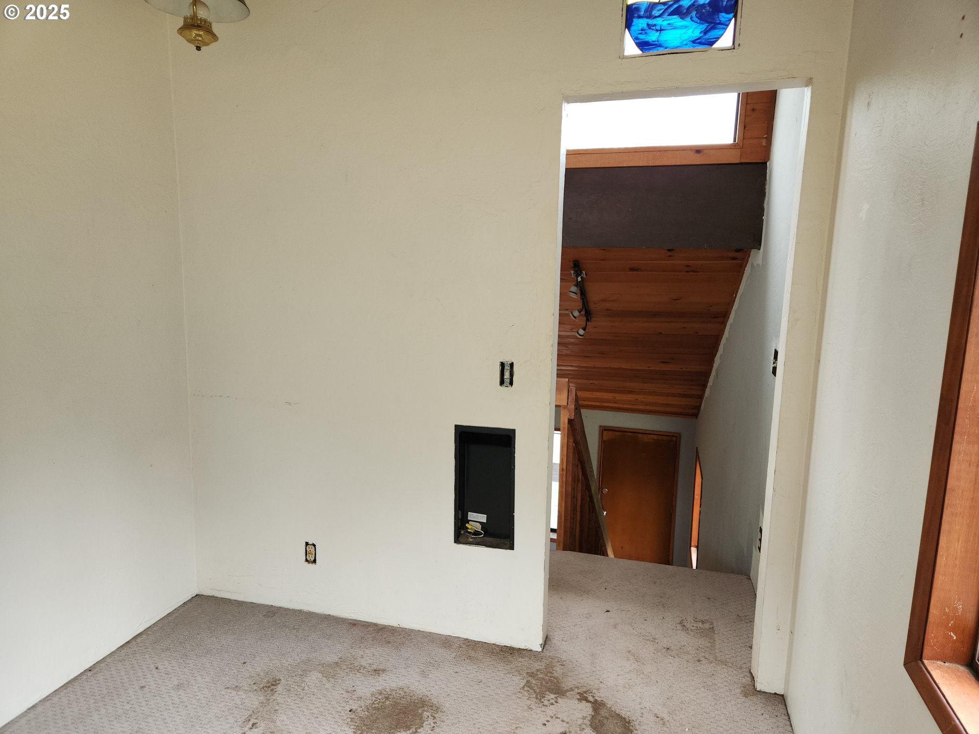 24626 Demming Ridge Road Elmira, OR 97437 - Photo 16 of 41